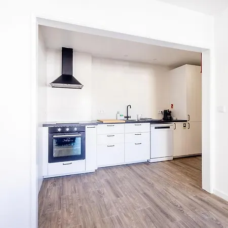 Holy Escape 아파트 *